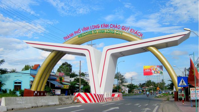 HCM đi Vĩnh Hưng